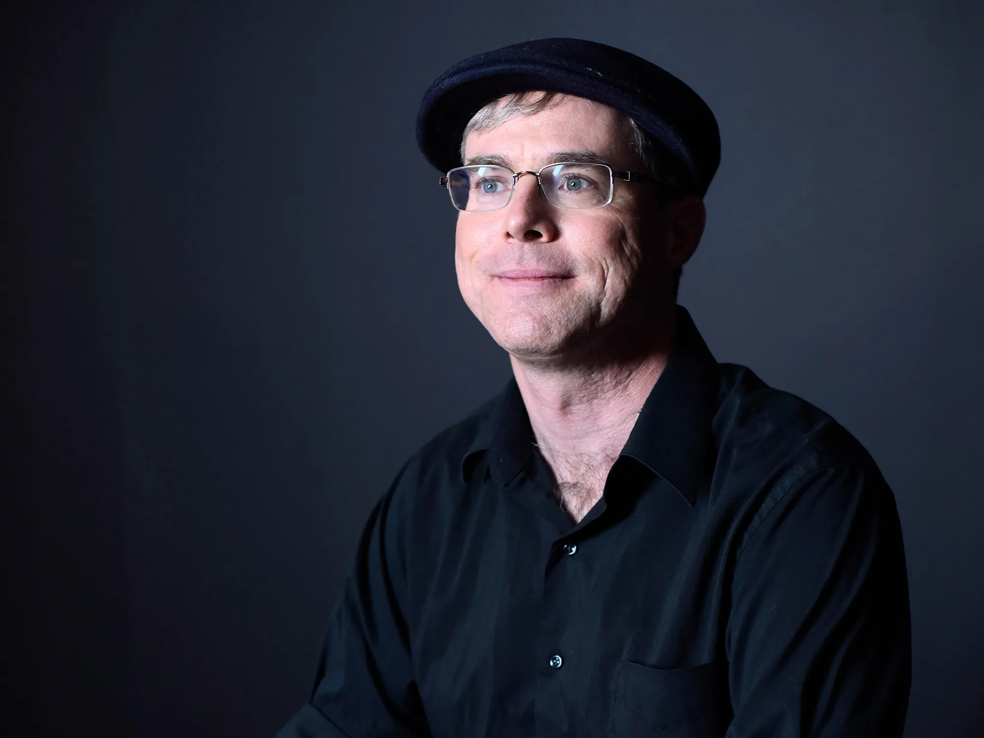 Portrait of author Andy Weir